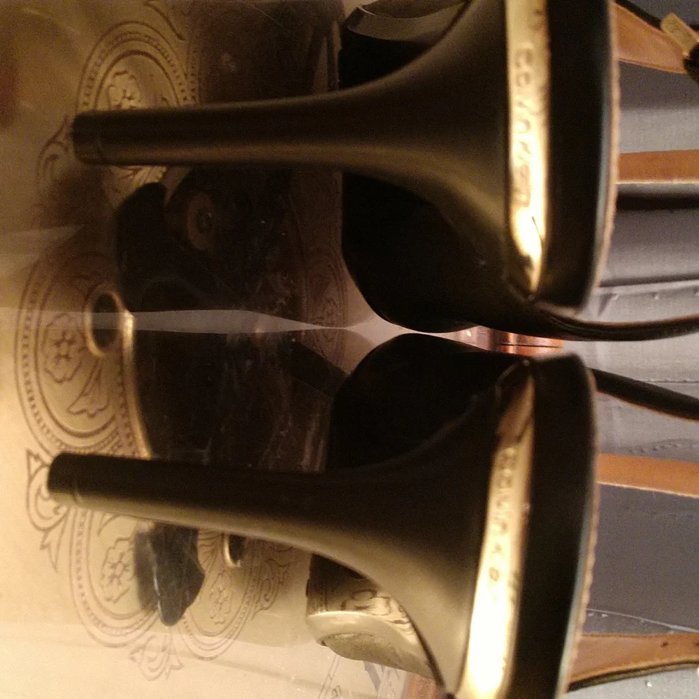 Calvin Klein shoes - Picture 6 of 12